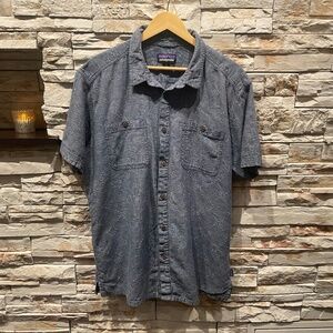 Patagonia Men’s Hemp  Cotton  Short Sleeve Shirt, Color Blue, Size XL